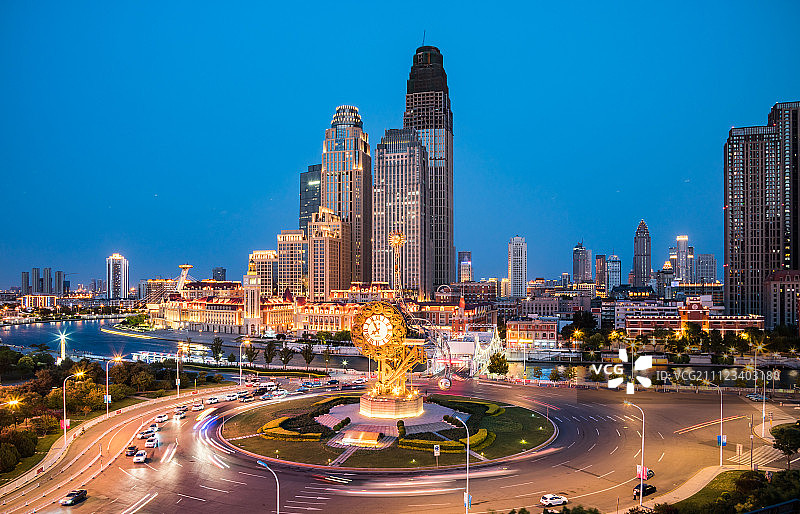 天津地标世纪钟广场夜景图片素材