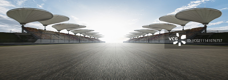 逆光下的上海F1赛车场赛道图片素材