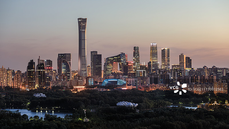 北京CBD区灯光夜景全景图图片素材