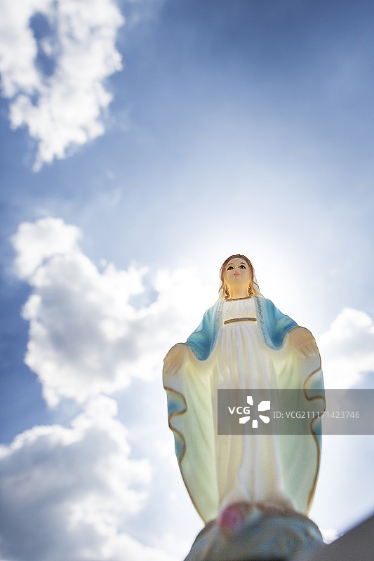 圣母玛利亚和天空的摄影图片素材