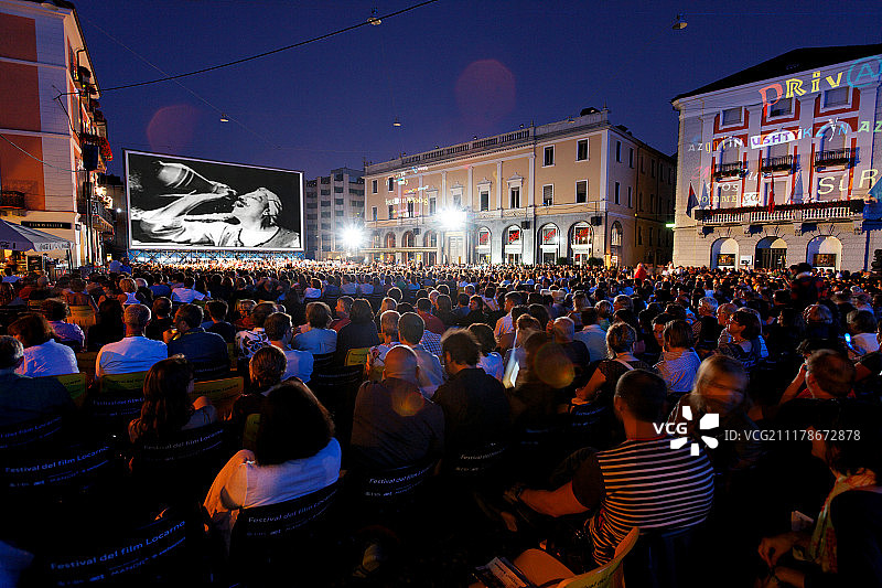 洛迦诺国际电影节，每年在欧洲瑞士提契诺州洛迦诺的大广场举行图片素材