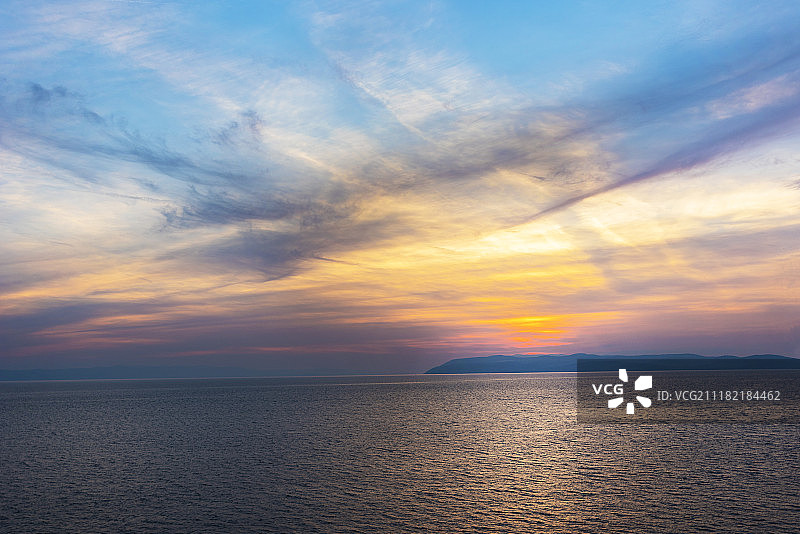 克罗地亚亚得里亚海海岸的日落景观图片素材