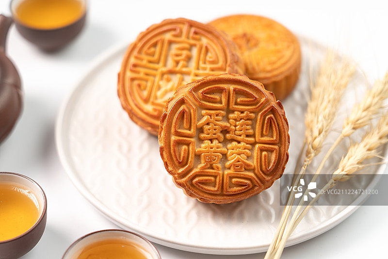 中秋节美食月饼图片素材