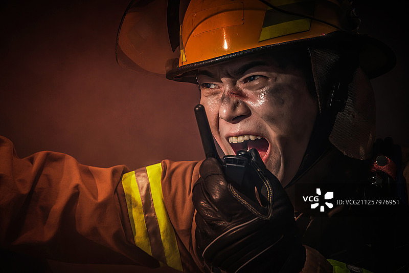 消防员，火灾，事故，事故，事故，事故，火焰，叫喊图片素材