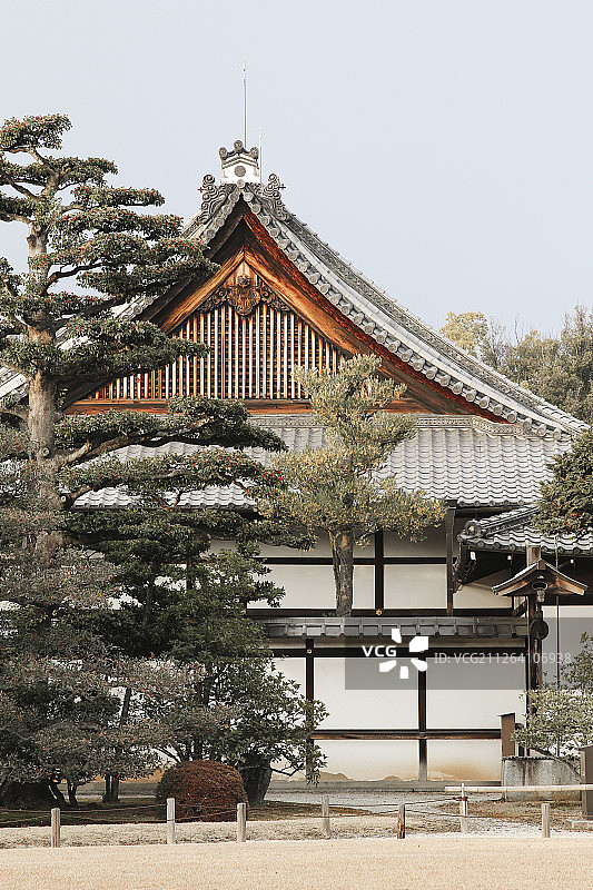 日本京都二条城传统日式庭园建筑图片素材