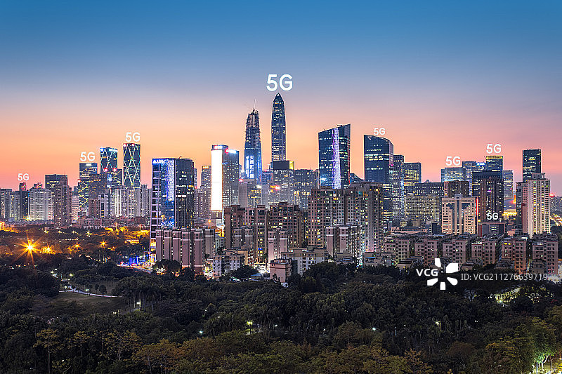 深圳城市风光夜景和5G网络概念图片素材