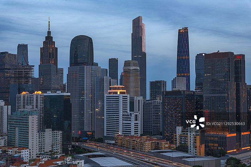 广州市区中心CBD城市天际线都市风光摩天大楼建筑繁荣经济金融图片素材