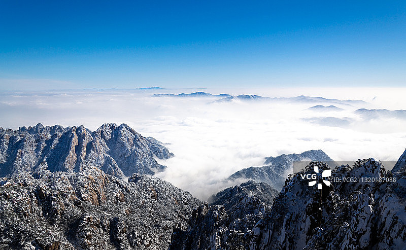 雪后的云海，安徽黄山风景区图片素材