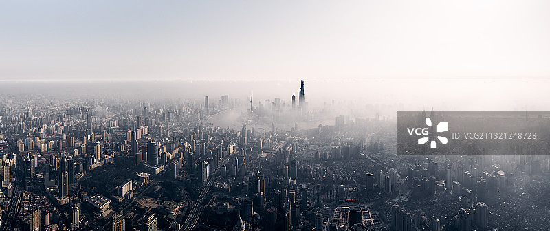 上海陆家嘴迷雾大雾阴霾天平流雾霾医疗美容科技环保图片素材