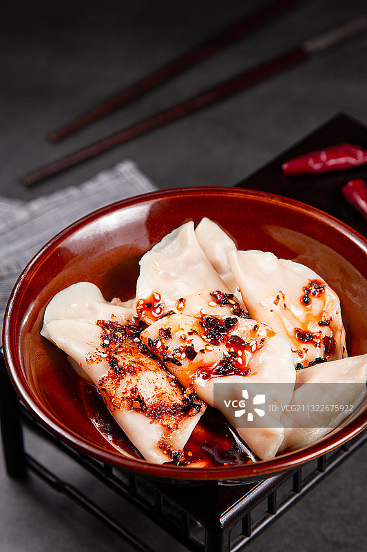 红油水饺-四川特色小吃图片素材