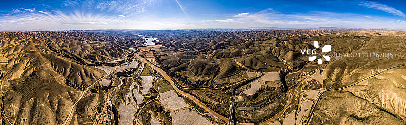 宁夏山川之三--西海固黄土高原图片素材