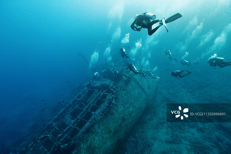 阿依达号沉船在埃及老大哥岛的暗礁上图片素材
