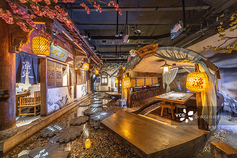 中国风的中餐厅室内装潢图片素材