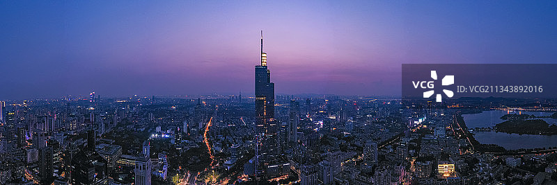 航拍南京现代城市风光夜景全景图片素材
