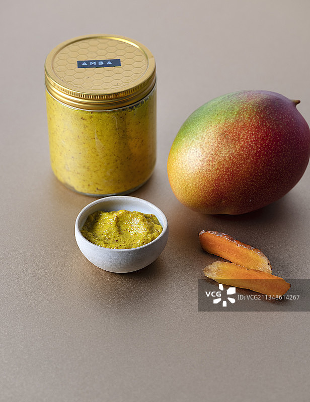 安巴-以色列芒果酱与姜黄图片素材