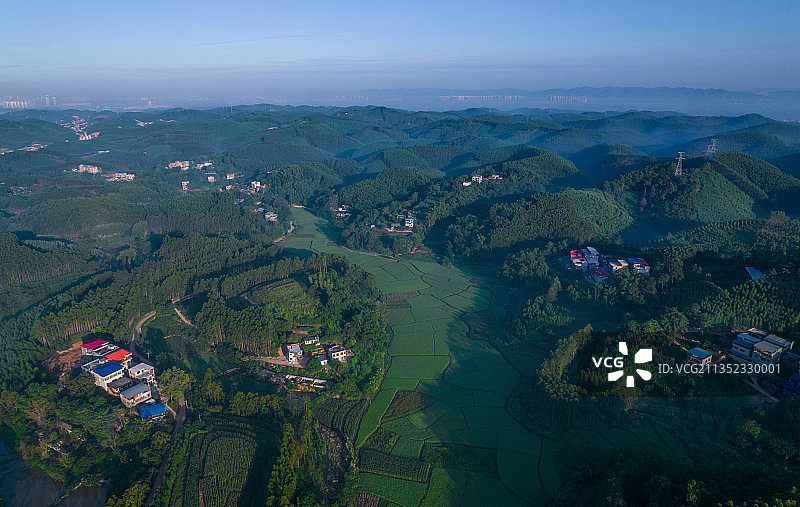 中国广西南宁青山森林航拍风光图片素材