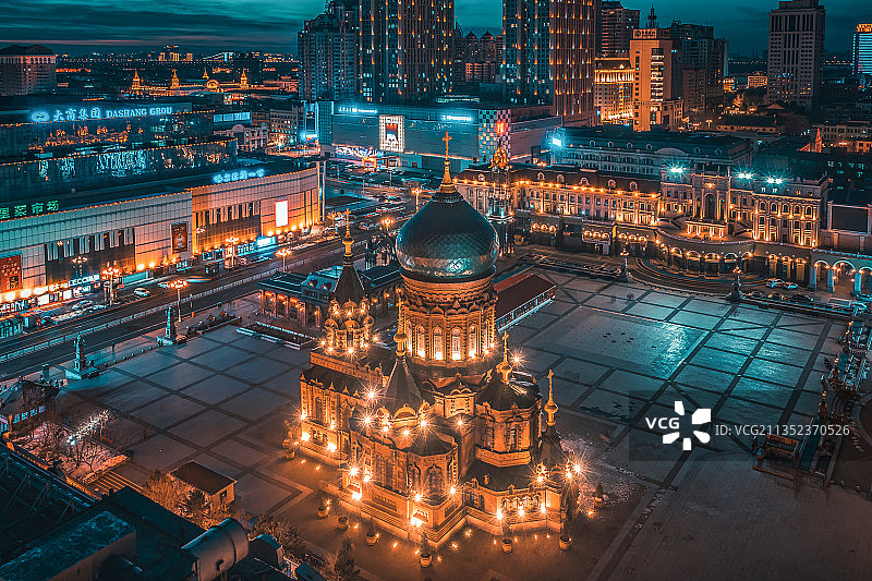 哈尔滨索菲亚教堂夜景航拍图片素材