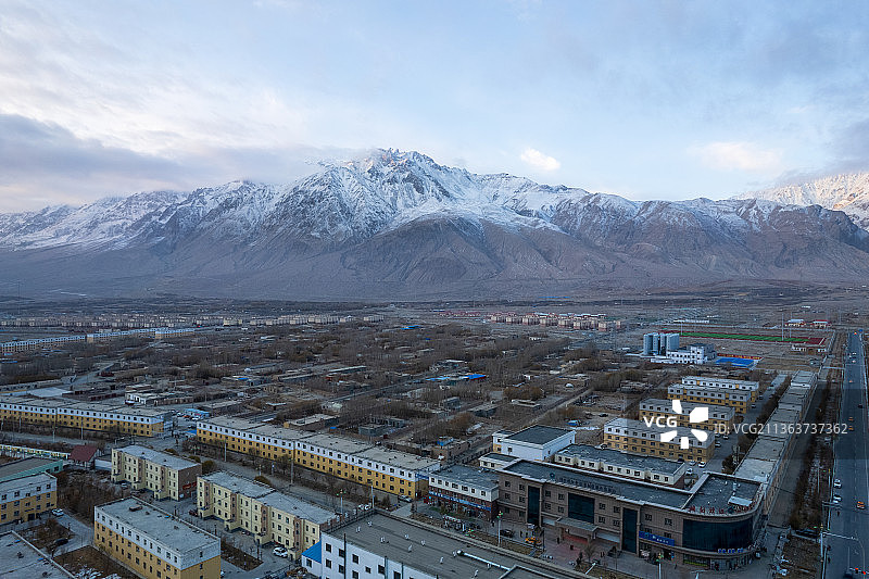 喀什塔什库尔干县城航拍图片素材