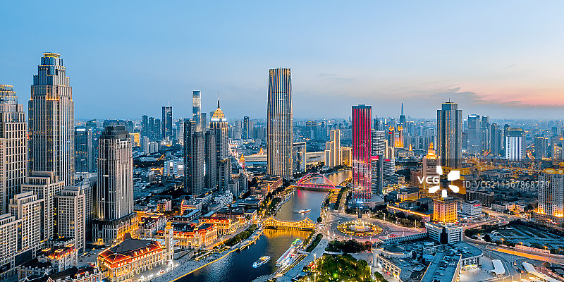 中国天津津湾广场天津环球金融中心CBD城市天际线夜景航拍图片素材