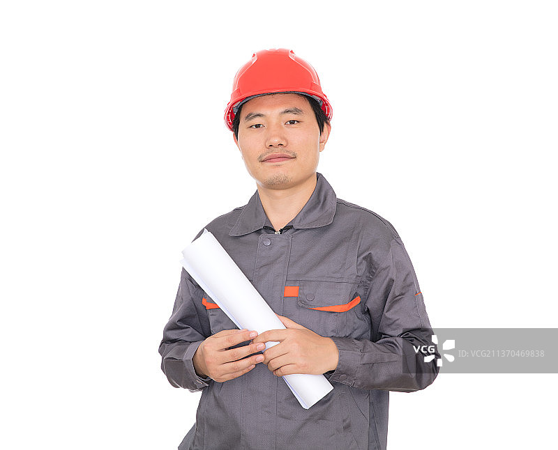 头戴红色安全帽的民工手拿图纸站在白背景前图片素材