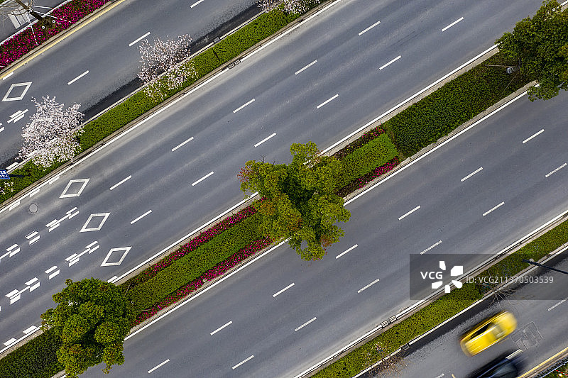 航拍杭州临平城市道路鸟瞰图图片素材