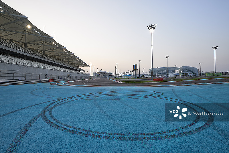 F1赛车场汽车赛道轮胎印图片素材