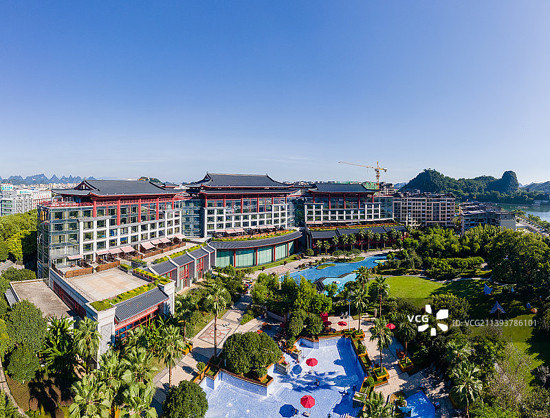 航拍视角下的广西桂林市香格里拉酒店图片素材