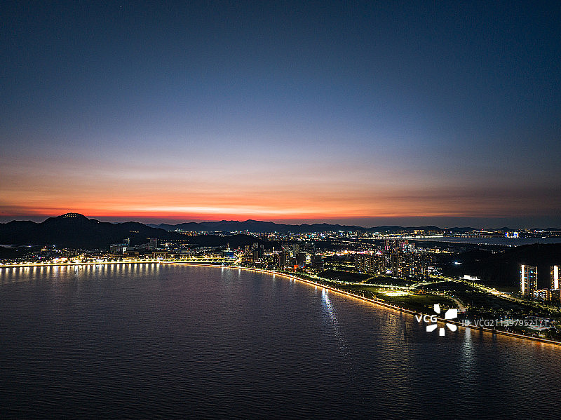 航拍珠海唐家高新区夜景图片素材