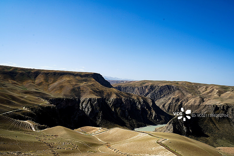 新疆特克斯喀拉峻阔克苏大峡谷图片素材