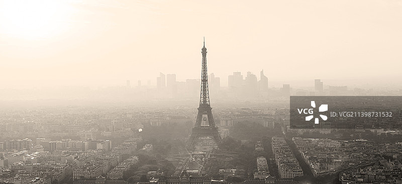 鸟瞰日落时分的巴黎，法国巴黎图片素材