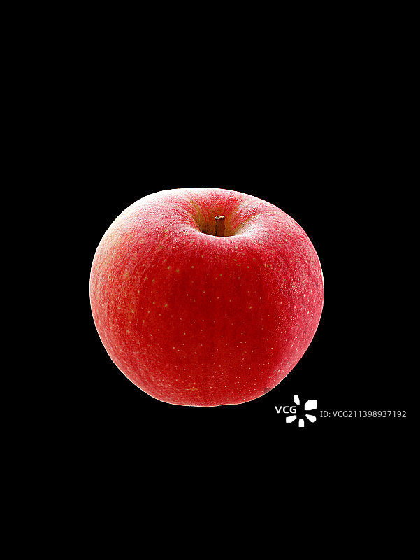 黑色背景上的新鲜水果苹果图片素材