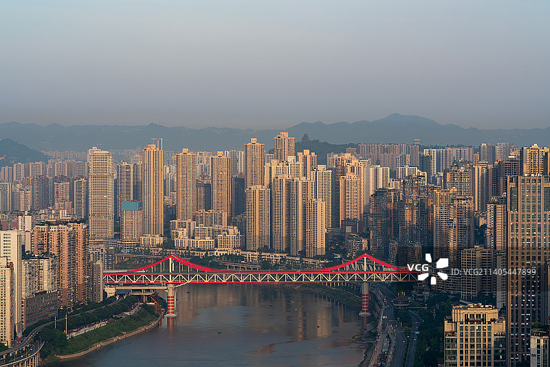 重庆市渝中区陆海国际中心建筑外立面图片素材