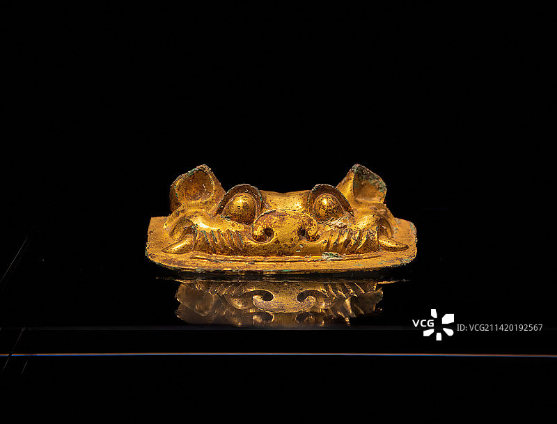 西汉时期马车上的黄金装饰物图片素材