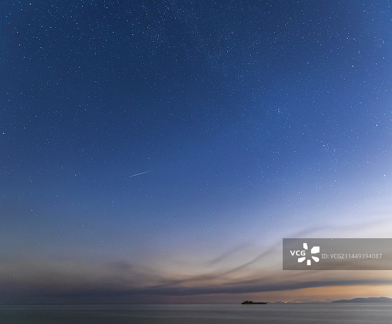 太湖英仙座流星图片素材