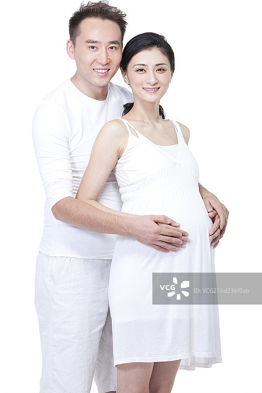 年轻夫妇期待新生儿图片素材