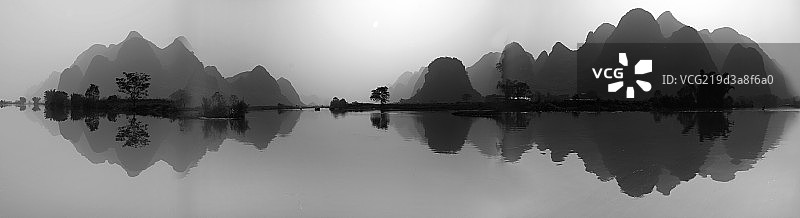 水墨桂林山水图片素材