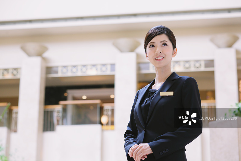 日本女酒店礼宾员图片素材