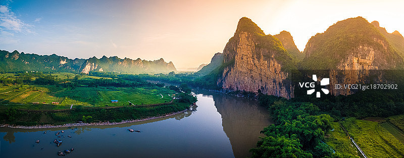 2016年7月15日花山岩画申遗成功 成为中国第49项世界遗产图片素材
