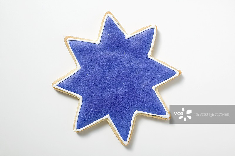 有蓝色糖衣的星星饼干图片素材