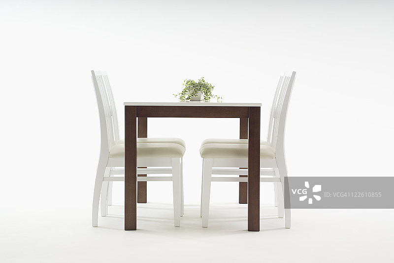 餐桌和椅子图片素材