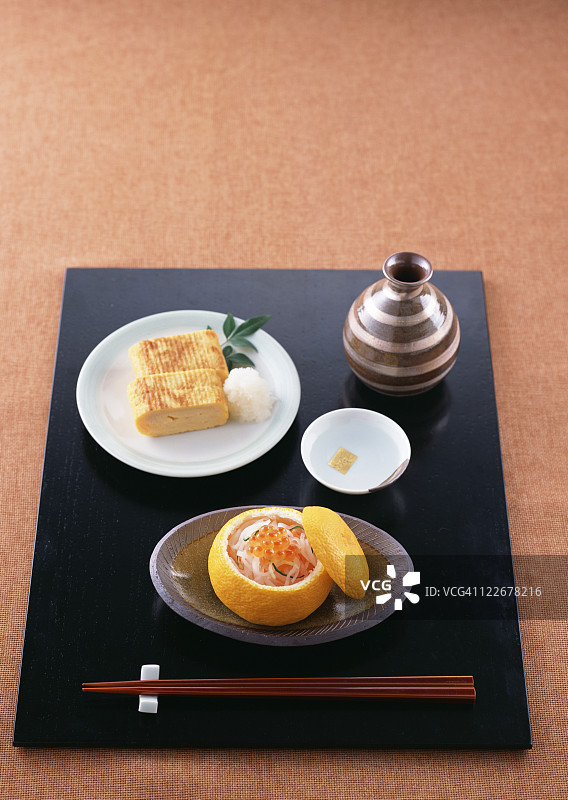 日本开胃菜和清酒的形象图片素材