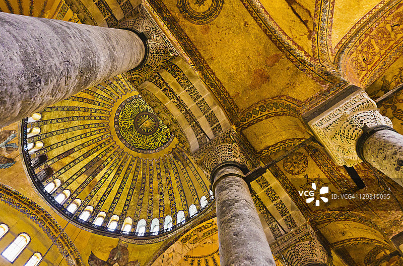 土耳其，伊斯坦布尔，圣索菲亚清真寺内部图片素材