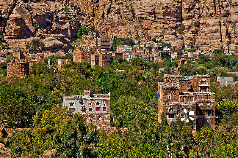 也门首都萨那附近瓦迪达摩的房屋图片素材