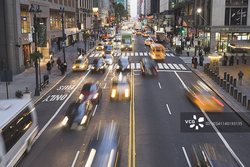 美国，纽约，曼哈顿，42街的交通图片素材