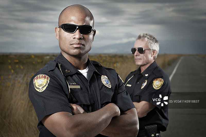 执法-强硬的警察队伍图片素材