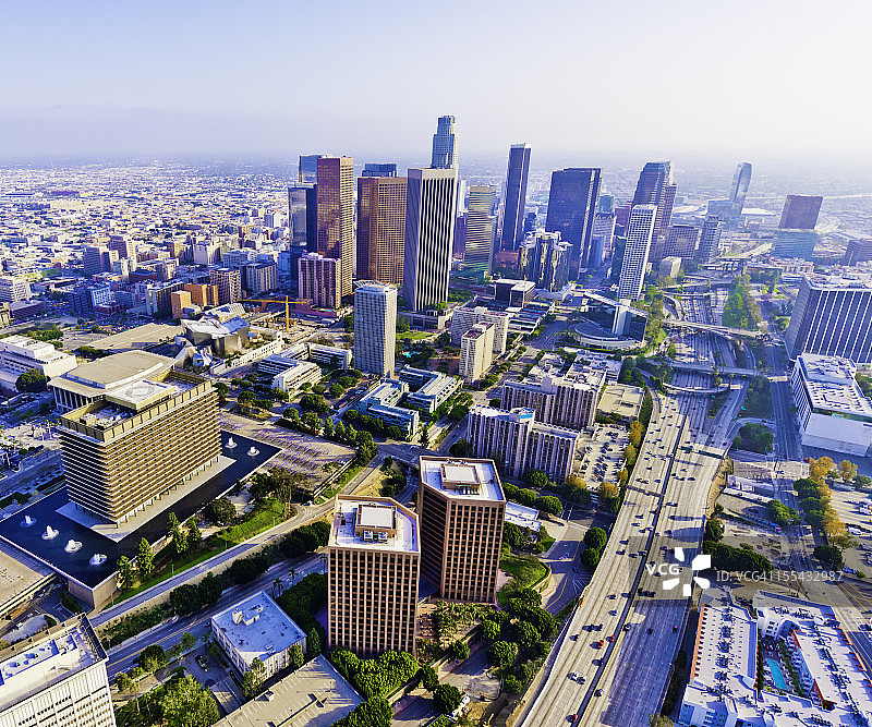 洛杉矶市中心摩天大楼鸟瞰图图片素材