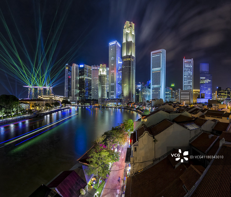 新加坡金融区的灯光秀图片素材