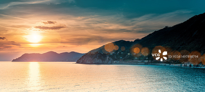 意大利利古里亚的美丽日落图片素材
