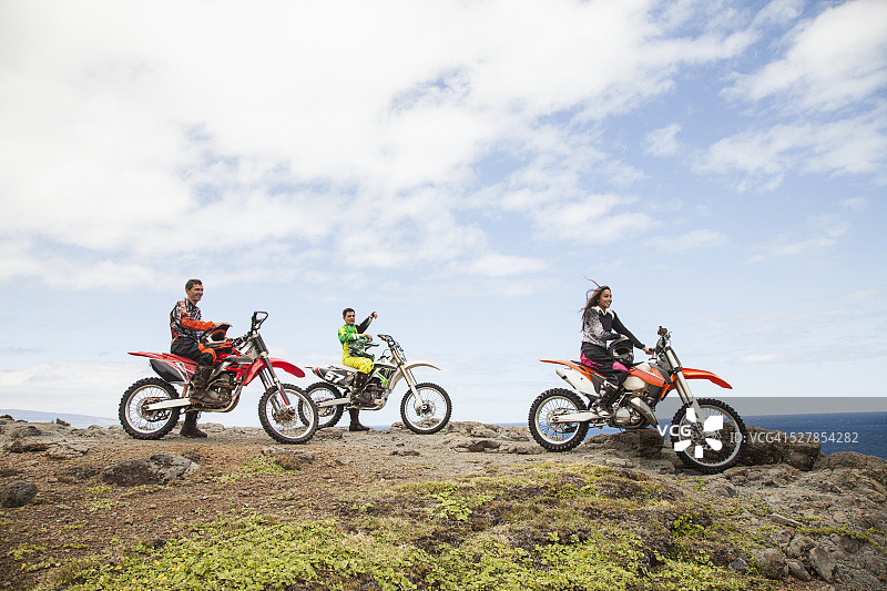 越野摩托车骑手，毛伊，毛伊县，夏威夷，美国图片素材