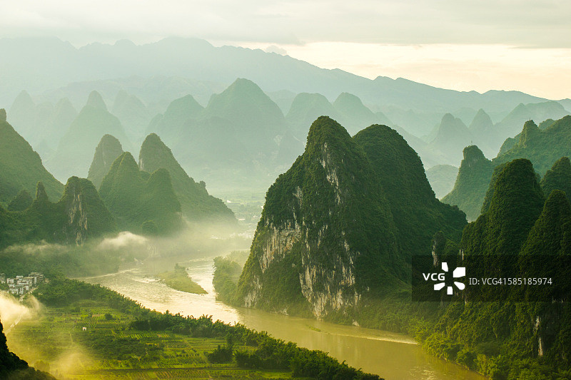 中国桂林梅西尔山景图片素材